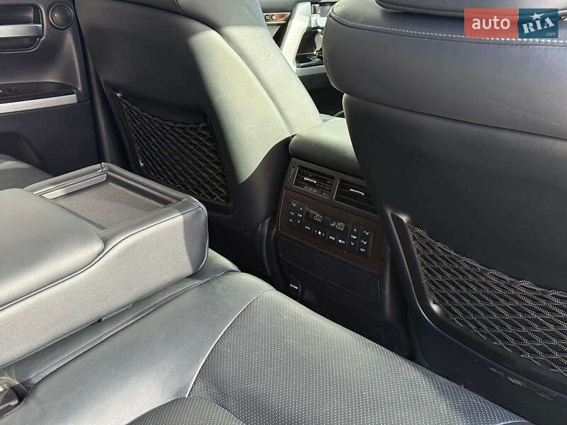 Внедорожник / Кроссовер Toyota Land Cruiser 2016 в Львове