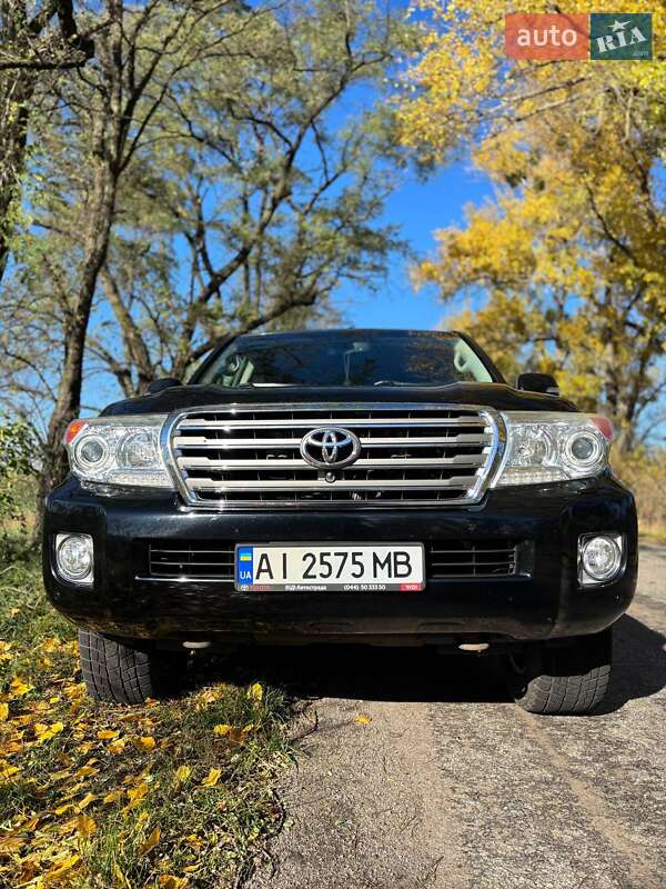 Внедорожник / Кроссовер Toyota Land Cruiser 2013 в Киеве фото 15 Внедорожник / Кроссовер Toyota Land Cruiser 2013 в Киеве