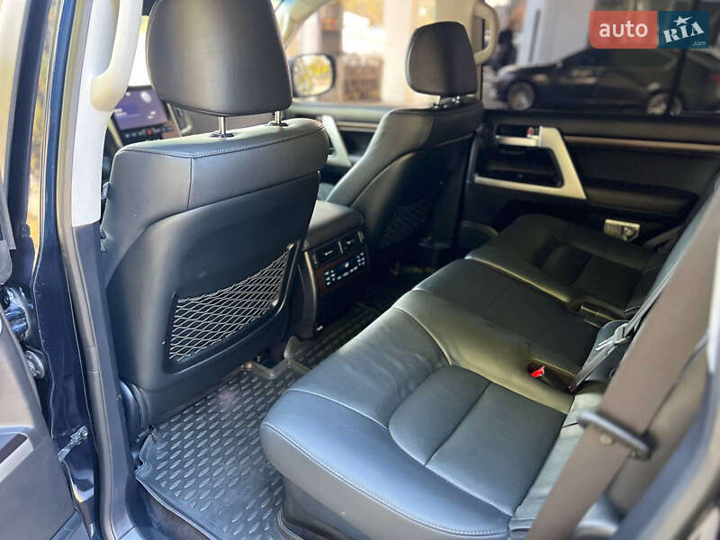 Позашляховик / Кросовер Toyota Land Cruiser 2016 в Дніпрі фото 20 Позашляховик / Кросовер Toyota Land Cruiser 2016 в Дніпрі