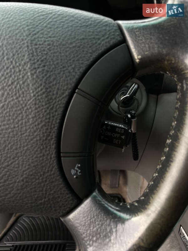 Внедорожник / Кроссовер Toyota Land Cruiser 2003 в Одессе фото 15 Внедорожник / Кроссовер Toyota Land Cruiser 2003 в Одессе