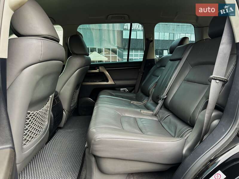 Внедорожник / Кроссовер Toyota Land Cruiser 2008 в Киеве фото 23 Внедорожник / Кроссовер Toyota Land Cruiser 2008 в Киеве