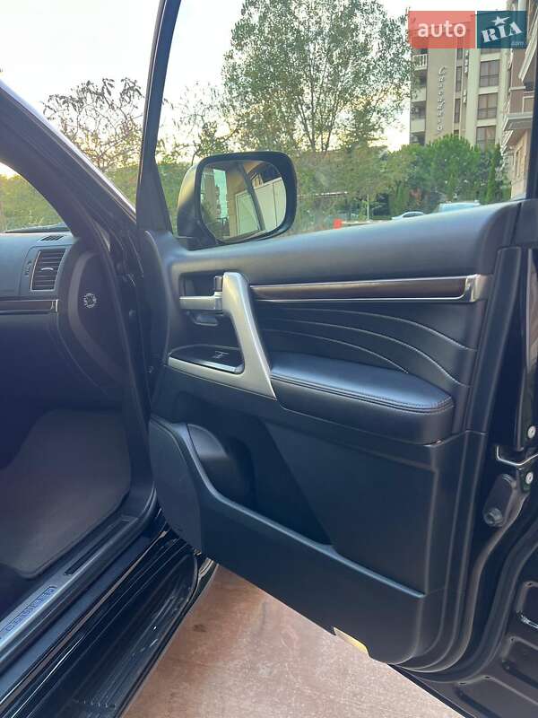 Внедорожник / Кроссовер Toyota Land Cruiser 2020 в Днепре