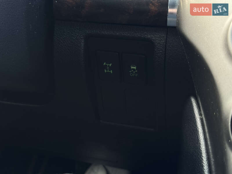 Позашляховик / Кросовер Toyota Land Cruiser 2007 в Умані