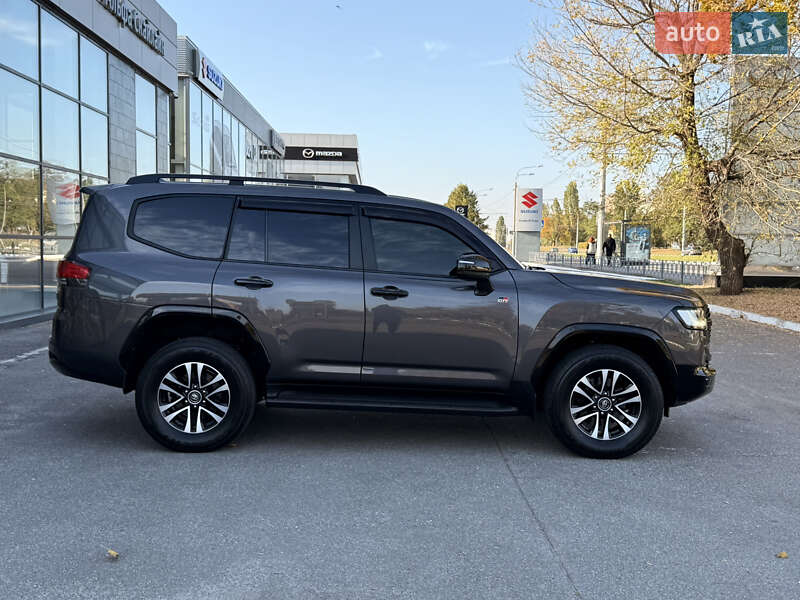 Внедорожник / Кроссовер Toyota Land Cruiser 2021 в Харькове