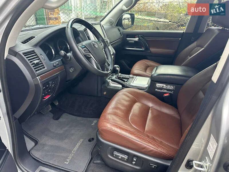 Внедорожник / Кроссовер Toyota Land Cruiser 2019 в Кропивницком