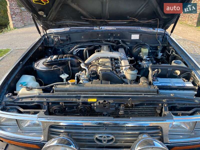 Внедорожник / Кроссовер Toyota Land Cruiser 1990 в Покровске фото 7 Внедорожник / Кроссовер Toyota Land Cruiser 1990 в Покровске