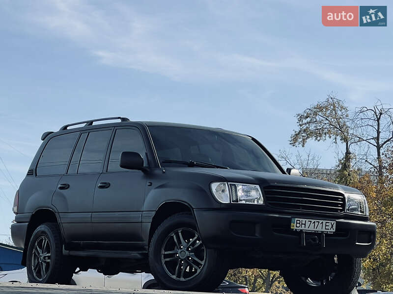Позашляховик / Кросовер Toyota Land Cruiser 1999 в Одесі фото 12 Позашляховик / Кросовер Toyota Land Cruiser 1999 в Одесі