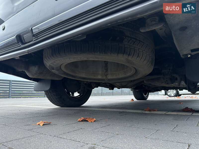 Внедорожник / Кроссовер Toyota Land Cruiser 2010 в Мукачево