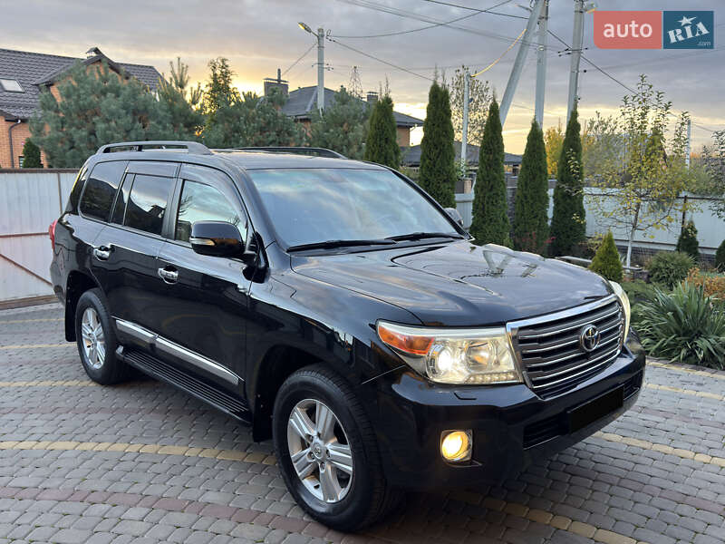 Toyota Land Cruiser 2013 Toyota Land Cruiser 2013