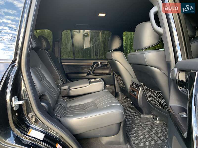 Внедорожник / Кроссовер Toyota Land Cruiser 2019 в Кривом Роге