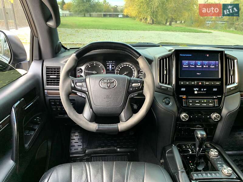 Внедорожник / Кроссовер Toyota Land Cruiser 2019 в Кривом Роге