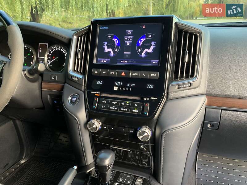 Внедорожник / Кроссовер Toyota Land Cruiser 2019 в Кривом Роге