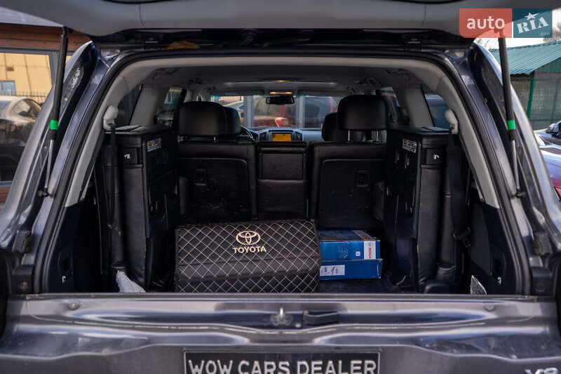 Внедорожник / Кроссовер Toyota Land Cruiser 2011 в Киеве