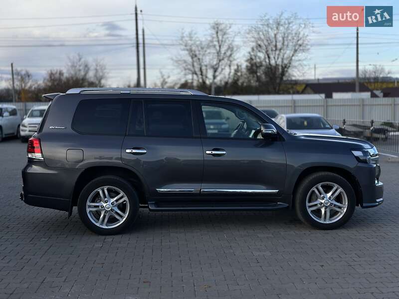 Внедорожник / Кроссовер Toyota Land Cruiser 2011 в Черновцах фото 9 Внедорожник / Кроссовер Toyota Land Cruiser 2011 в Черновцах