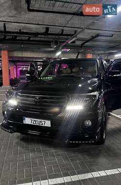 Внедорожник / Кроссовер Toyota Land Cruiser 2012 в Киеве