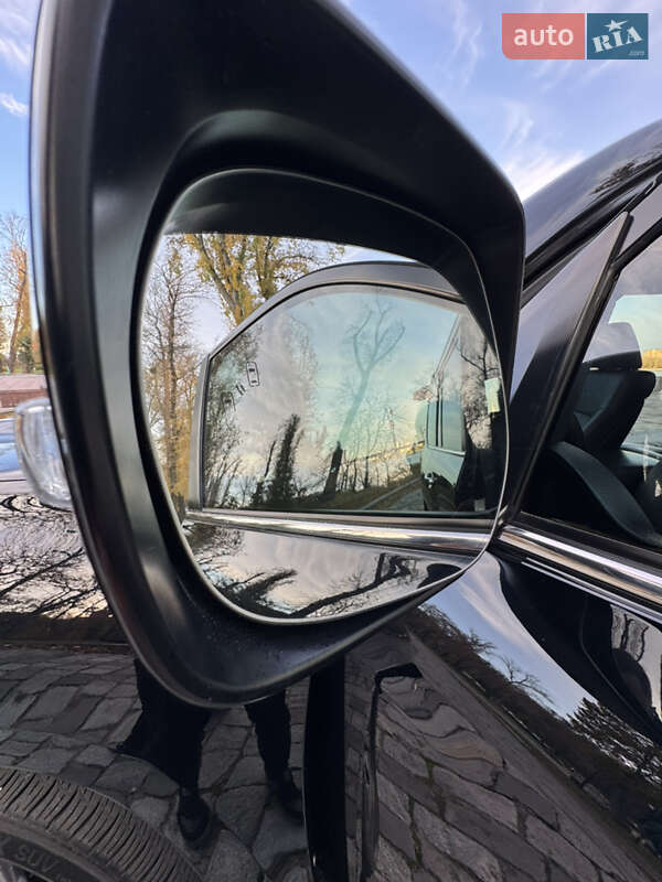 Внедорожник / Кроссовер Toyota Land Cruiser 2018 в Киеве