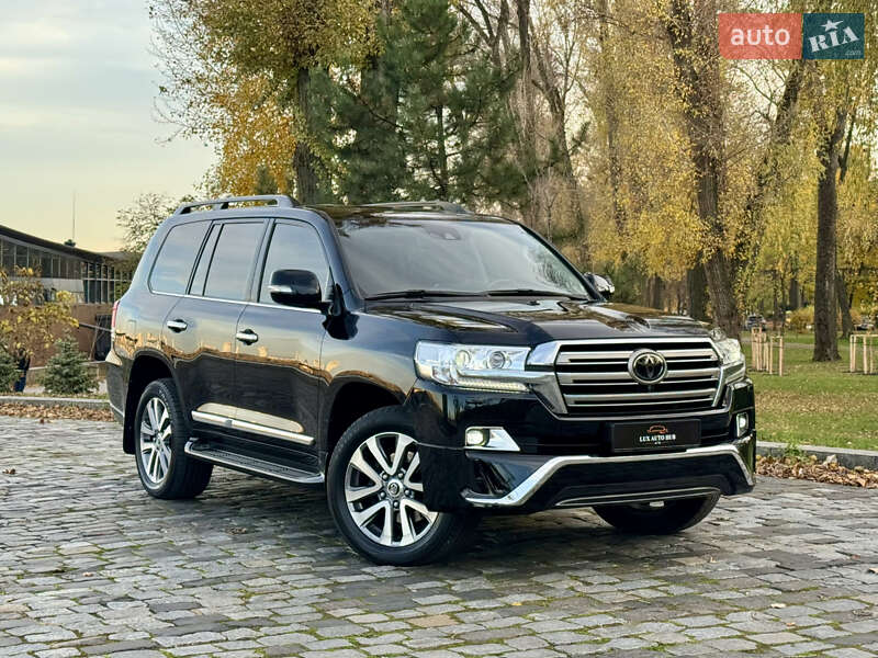 Внедорожник / Кроссовер Toyota Land Cruiser 2018 в Киеве