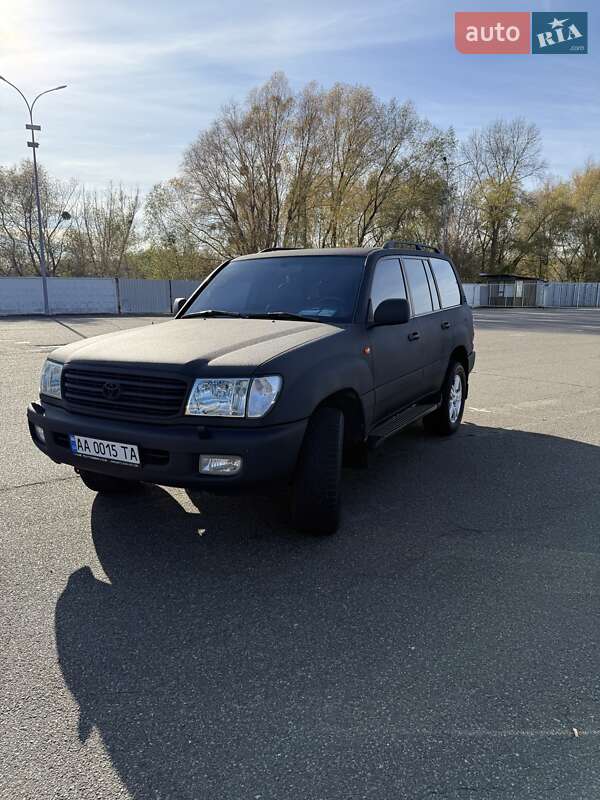 Позашляховик / Кросовер Toyota Land Cruiser 1999 в Києві фото 5 Позашляховик / Кросовер Toyota Land Cruiser 1999 в Києві