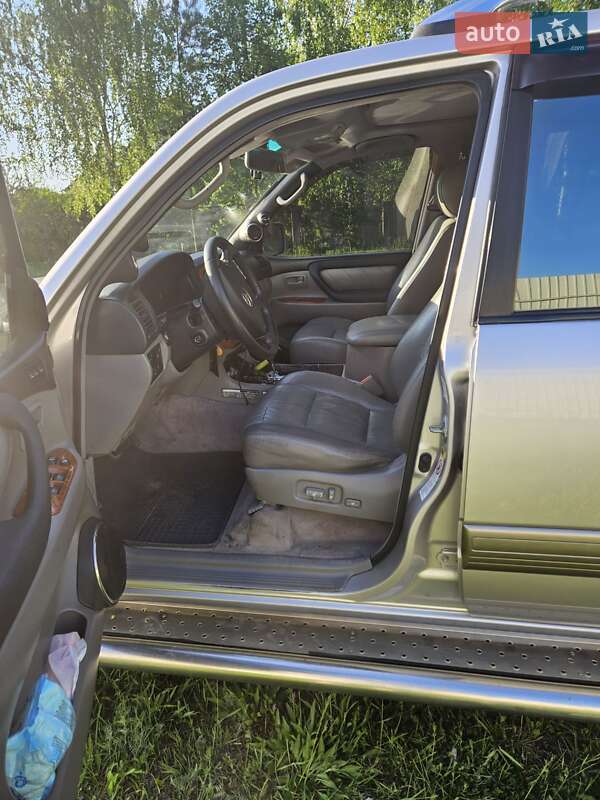 Внедорожник / Кроссовер Toyota Land Cruiser 2004 в Киеве фото 8 Внедорожник / Кроссовер Toyota Land Cruiser 2004 в Киеве