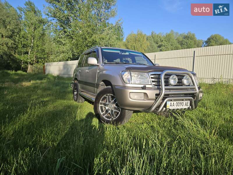 Внедорожник / Кроссовер Toyota Land Cruiser 2004 в Киеве фото 20 Внедорожник / Кроссовер Toyota Land Cruiser 2004 в Киеве