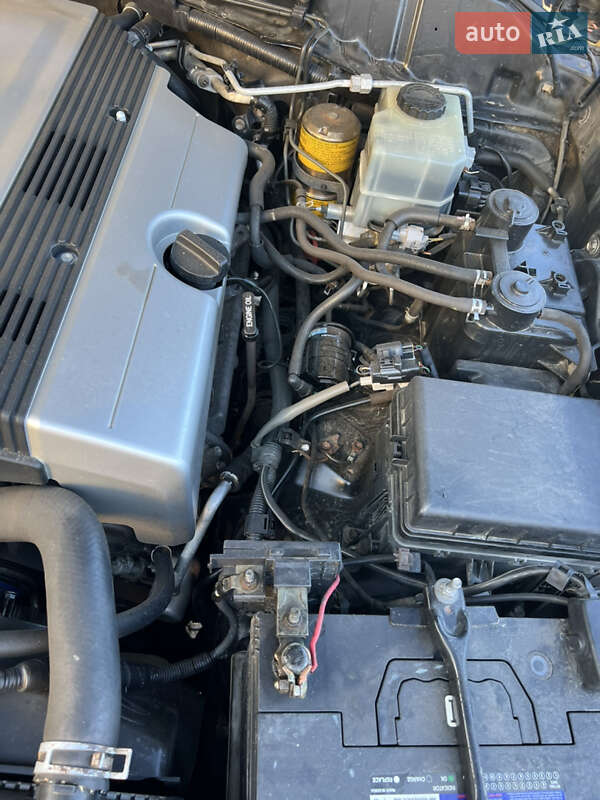 Внедорожник / Кроссовер Toyota Land Cruiser 2006 в Днепре