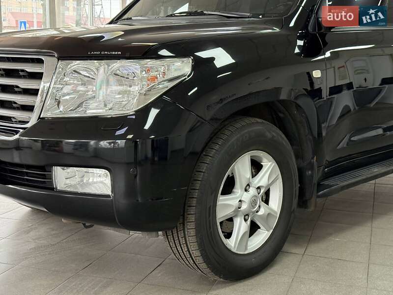 Внедорожник / Кроссовер Toyota Land Cruiser 2008 в Киеве фото 4 Внедорожник / Кроссовер Toyota Land Cruiser 2008 в Киеве
