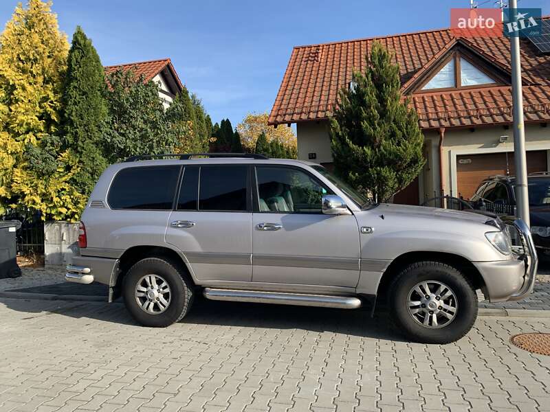 Внедорожник / Кроссовер Toyota Land Cruiser 2004 в Харькове фото 2 Внедорожник / Кроссовер Toyota Land Cruiser 2004 в Харькове