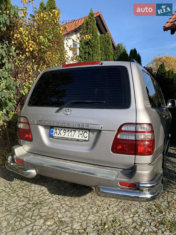Внедорожник / Кроссовер Toyota Land Cruiser 2004 в Харькове фото 5 Внедорожник / Кроссовер Toyota Land Cruiser 2004 в Харькове