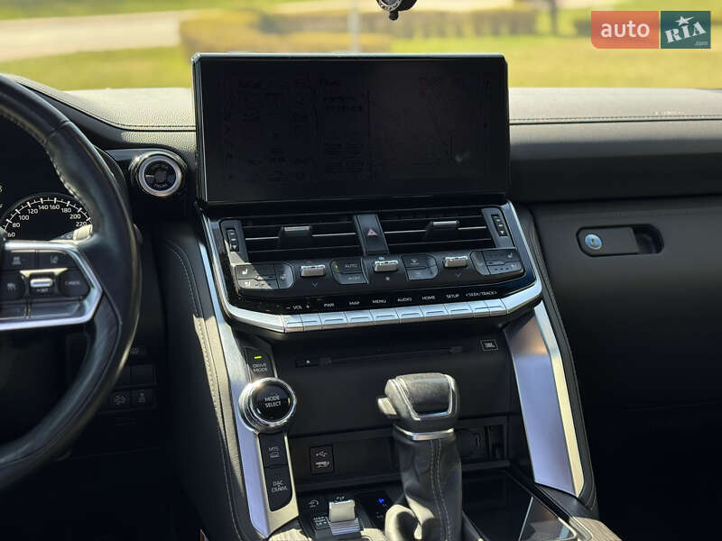 Позашляховик / Кросовер Toyota Land Cruiser 2021 в Києві фото 46 Позашляховик / Кросовер Toyota Land Cruiser 2021 в Києві