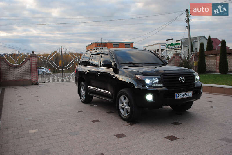 Позашляховик / Кросовер Toyota Land Cruiser 2007 в Тячеві фото 12 Позашляховик / Кросовер Toyota Land Cruiser 2007 в Тячеві