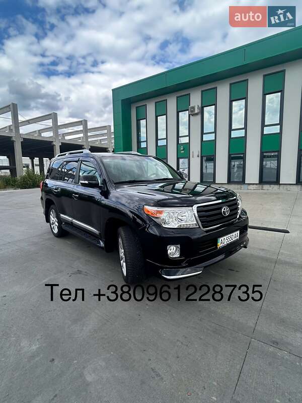 Toyota Land Cruiser 2013 Toyota Land Cruiser 2013