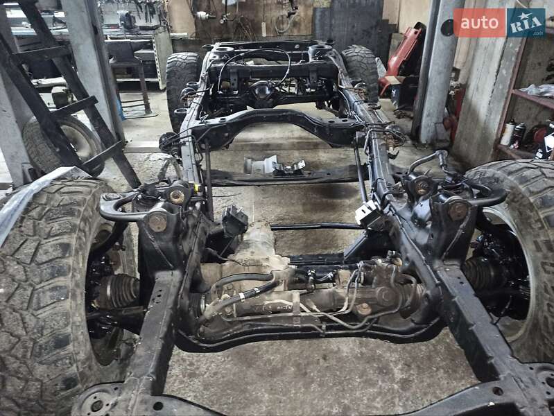 Внедорожник / Кроссовер Toyota Land Cruiser 2001 в Ивано-Франковске