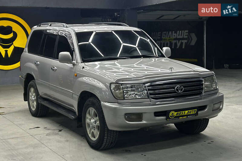 Toyota Land Cruiser 2004