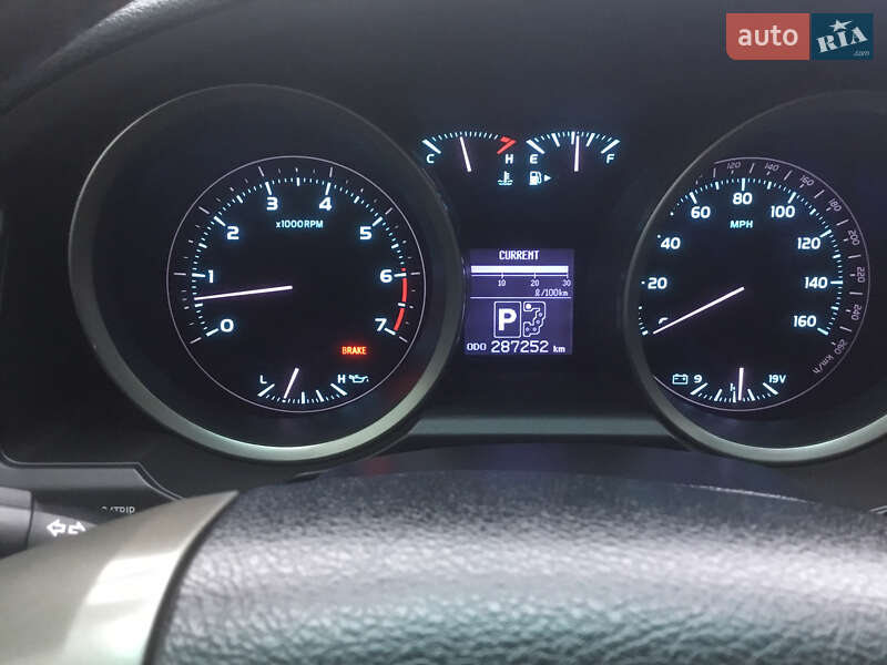 Внедорожник / Кроссовер Toyota Land Cruiser 2008 в Киеве фото 16 Внедорожник / Кроссовер Toyota Land Cruiser 2008 в Киеве