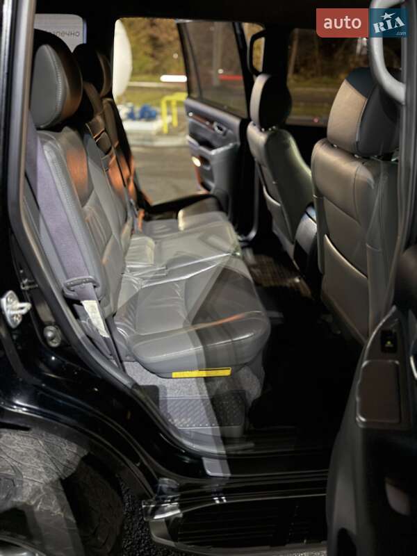 Внедорожник / Кроссовер Toyota Land Cruiser 2006 в Днепре