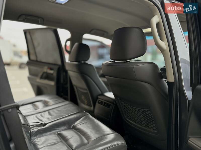 Внедорожник / Кроссовер Toyota Land Cruiser 2008 в Тернополе фото 40 Внедорожник / Кроссовер Toyota Land Cruiser 2008 в Тернополе