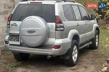 Внедорожник / Кроссовер Toyota Land Cruiser 2004 в Каменском
