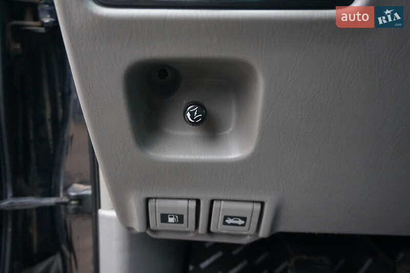 Внедорожник / Кроссовер Toyota Land Cruiser 2005 в Одессе фото 44 Внедорожник / Кроссовер Toyota Land Cruiser 2005 в Одессе