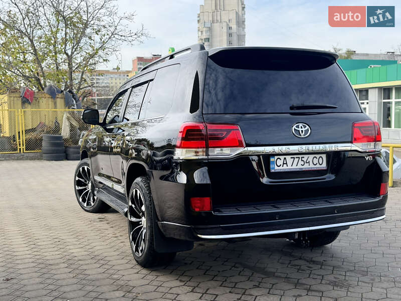 Внедорожник / Кроссовер Toyota Land Cruiser 2019 в Львове фото 10 Внедорожник / Кроссовер Toyota Land Cruiser 2019 в Львове