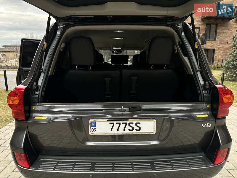 Внедорожник / Кроссовер Toyota Land Cruiser 2012 в Калуше