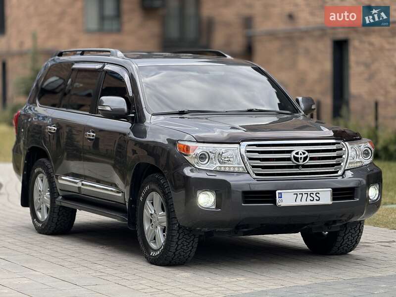 Внедорожник / Кроссовер Toyota Land Cruiser 2012 в Калуше