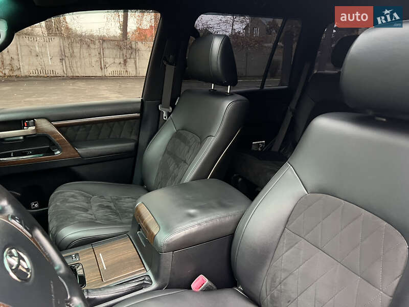 Внедорожник / Кроссовер Toyota Land Cruiser 2008 в Киеве