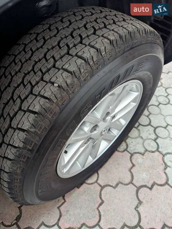 Внедорожник / Кроссовер Toyota Land Cruiser 2005 в Иршаве