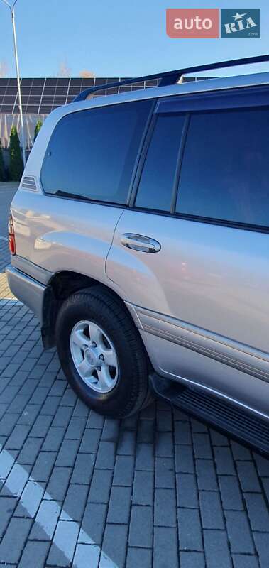 Внедорожник / Кроссовер Toyota Land Cruiser 2000 в Ужгороде фото 11 Внедорожник / Кроссовер Toyota Land Cruiser 2000 в Ужгороде