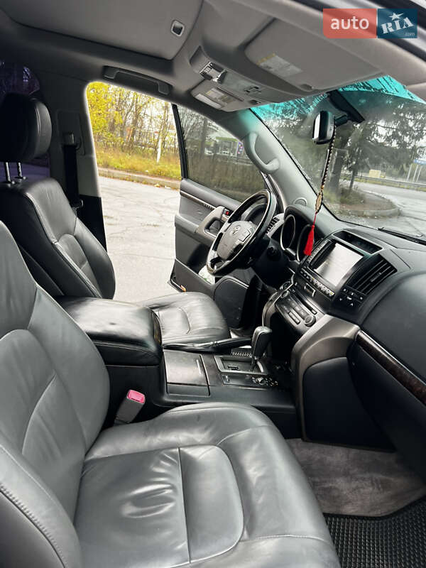 Позашляховик / Кросовер Toyota Land Cruiser 2008 в Житомирі фото 17 Позашляховик / Кросовер Toyota Land Cruiser 2008 в Житомирі