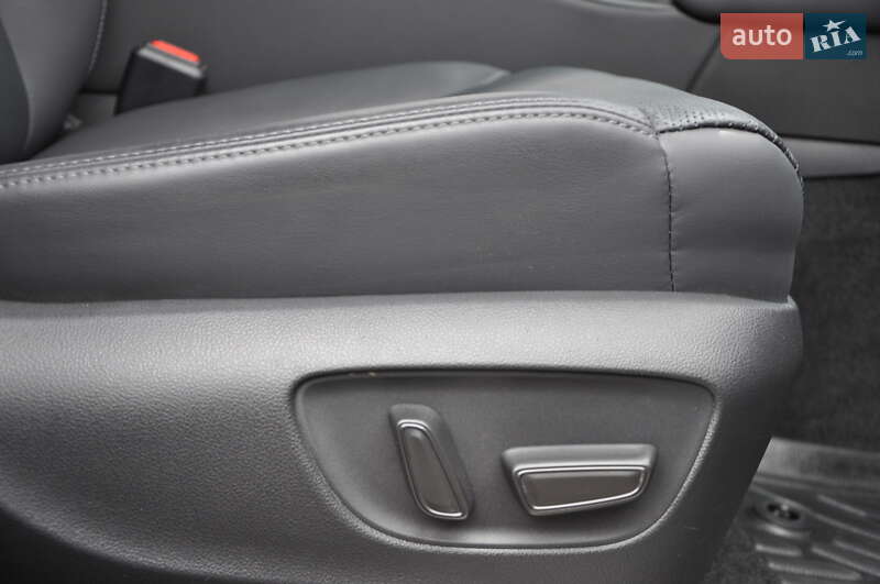 Позашляховик / Кросовер Toyota Land Cruiser 2023 в Одесі фото 27 Позашляховик / Кросовер Toyota Land Cruiser 2023 в Одесі