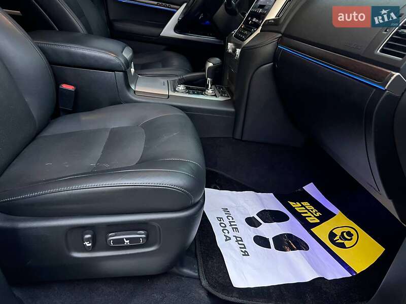 Внедорожник / Кроссовер Toyota Land Cruiser 2016 в Ивано-Франковске