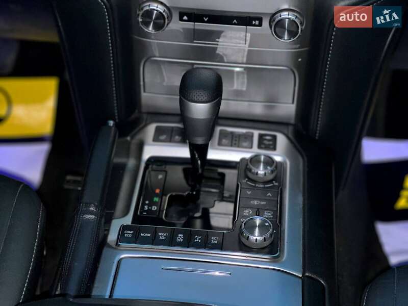 Внедорожник / Кроссовер Toyota Land Cruiser 2016 в Ивано-Франковске