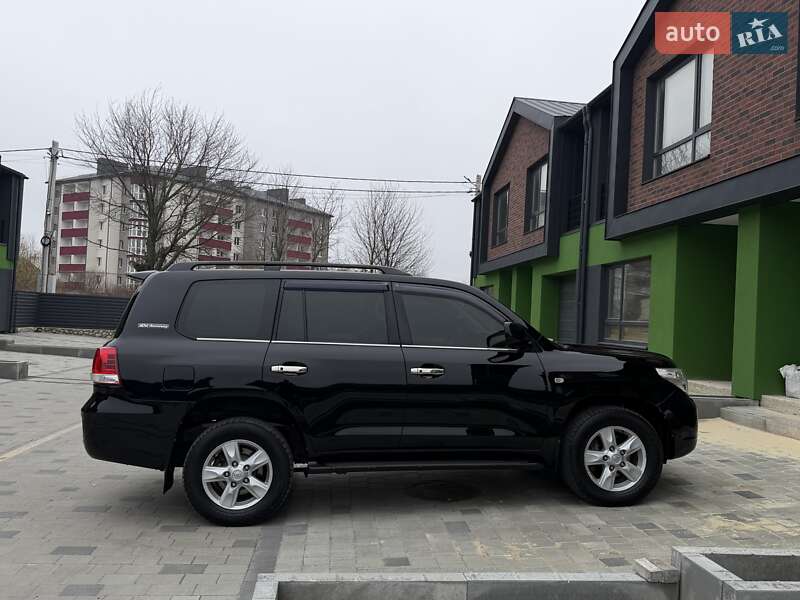 Внедорожник / Кроссовер Toyota Land Cruiser 2008 в Тернополе
