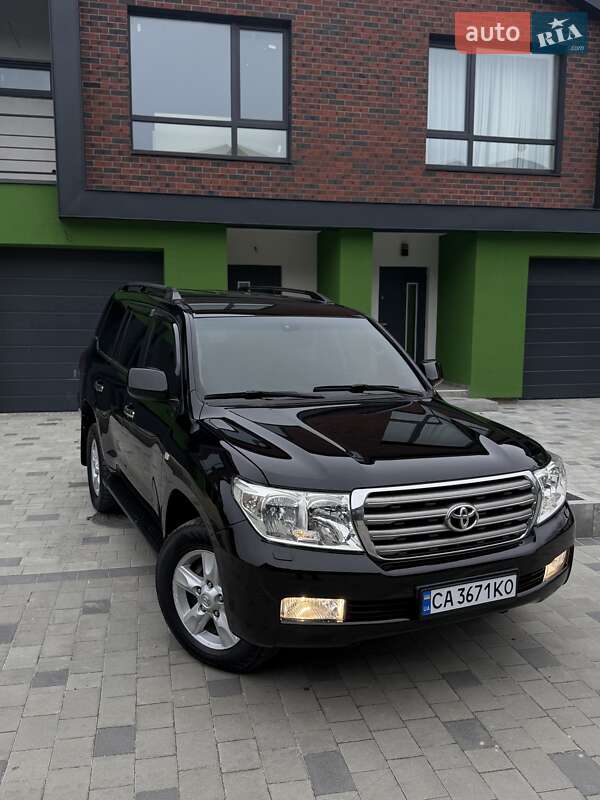 Внедорожник / Кроссовер Toyota Land Cruiser 2008 в Тернополе